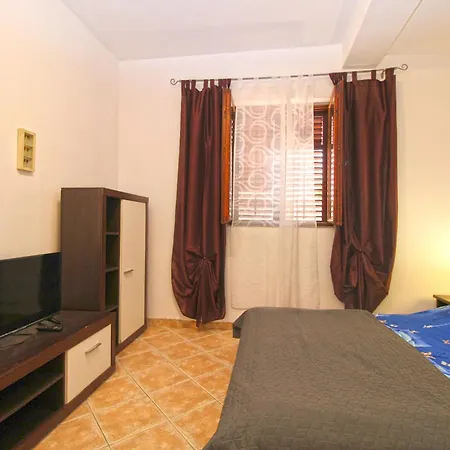 Διαμέρισμα Sandra 1335 Πούλα