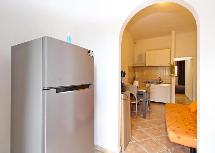 Sandra 1335 Apartman Póla